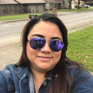 Meet your Posher, Nadia